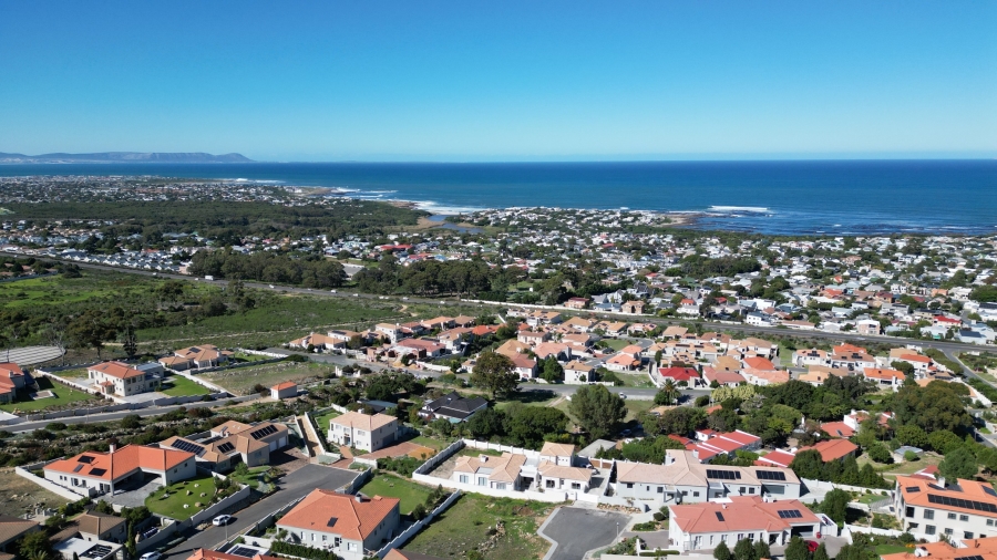 1 Bedroom Property for Sale in Onrus Western Cape
